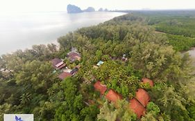 Pakmeng Resort